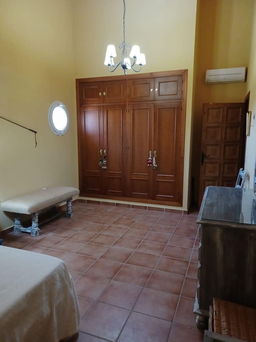 4 bedroom Finca/Country House for sale in Moguer with pool garage - € 650,000 (Ref: 10168539)
