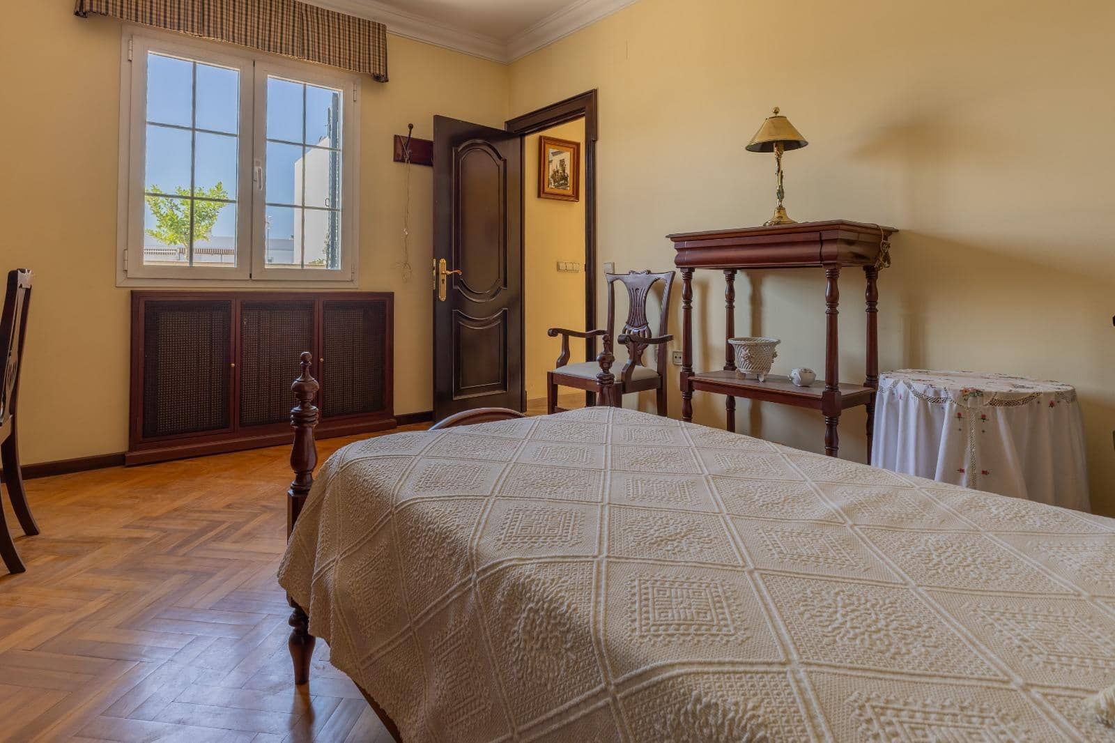 6 soverom Hus til salgs i Sanlucar de Barrameda med garasje - € 895 000 (Ref: 10174061)