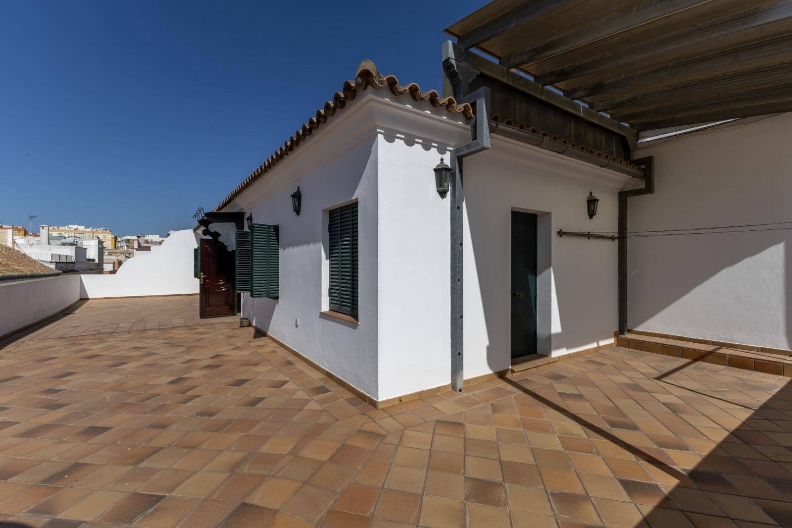 6 soverom Hus til salgs i Sanlucar de Barrameda med garasje - € 895 000 (Ref: 10174061)