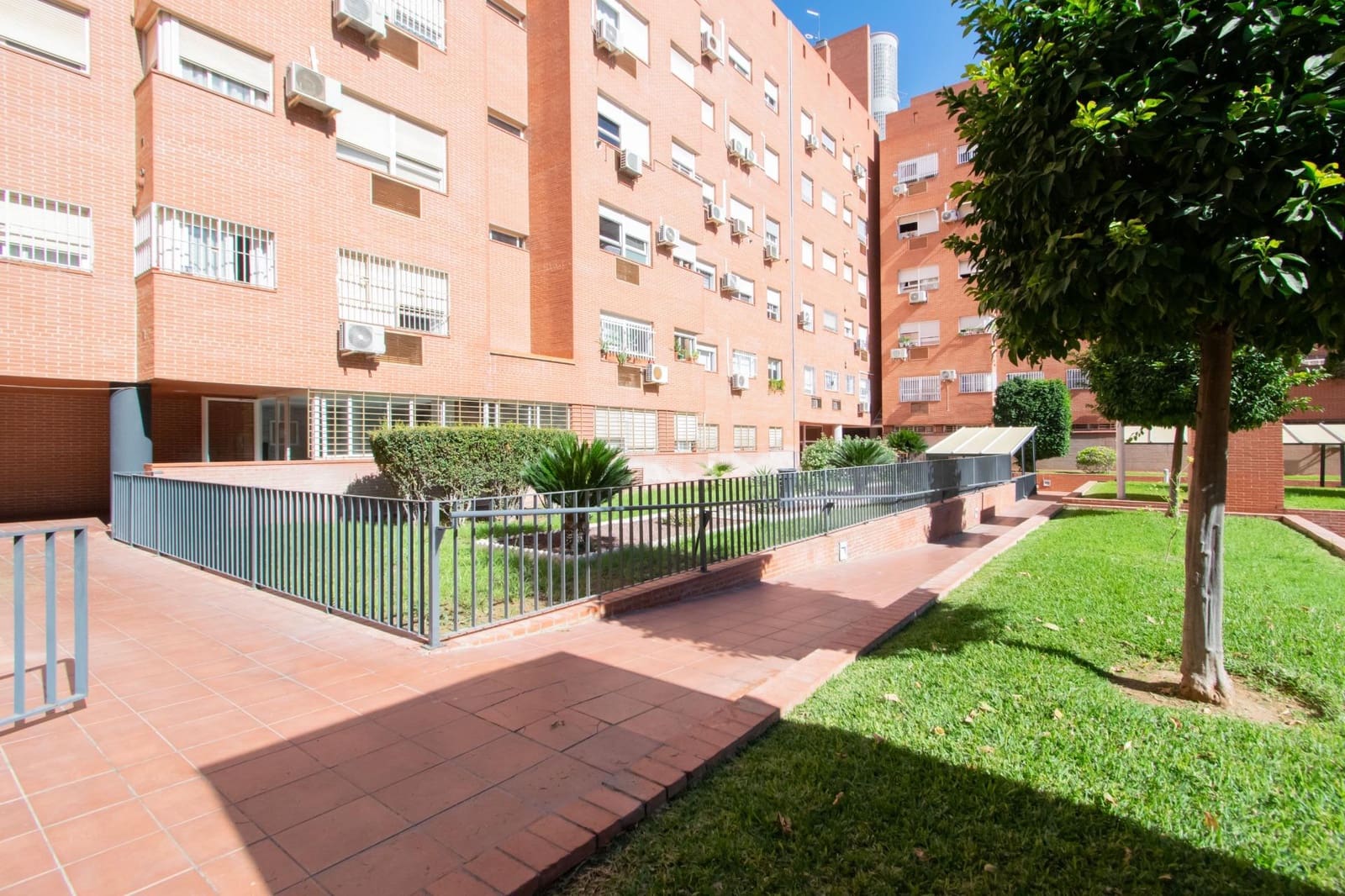 3 slaapkamer Flat te koop in Sevilla stad met garage - € 239.000 (Ref: 10177294)
