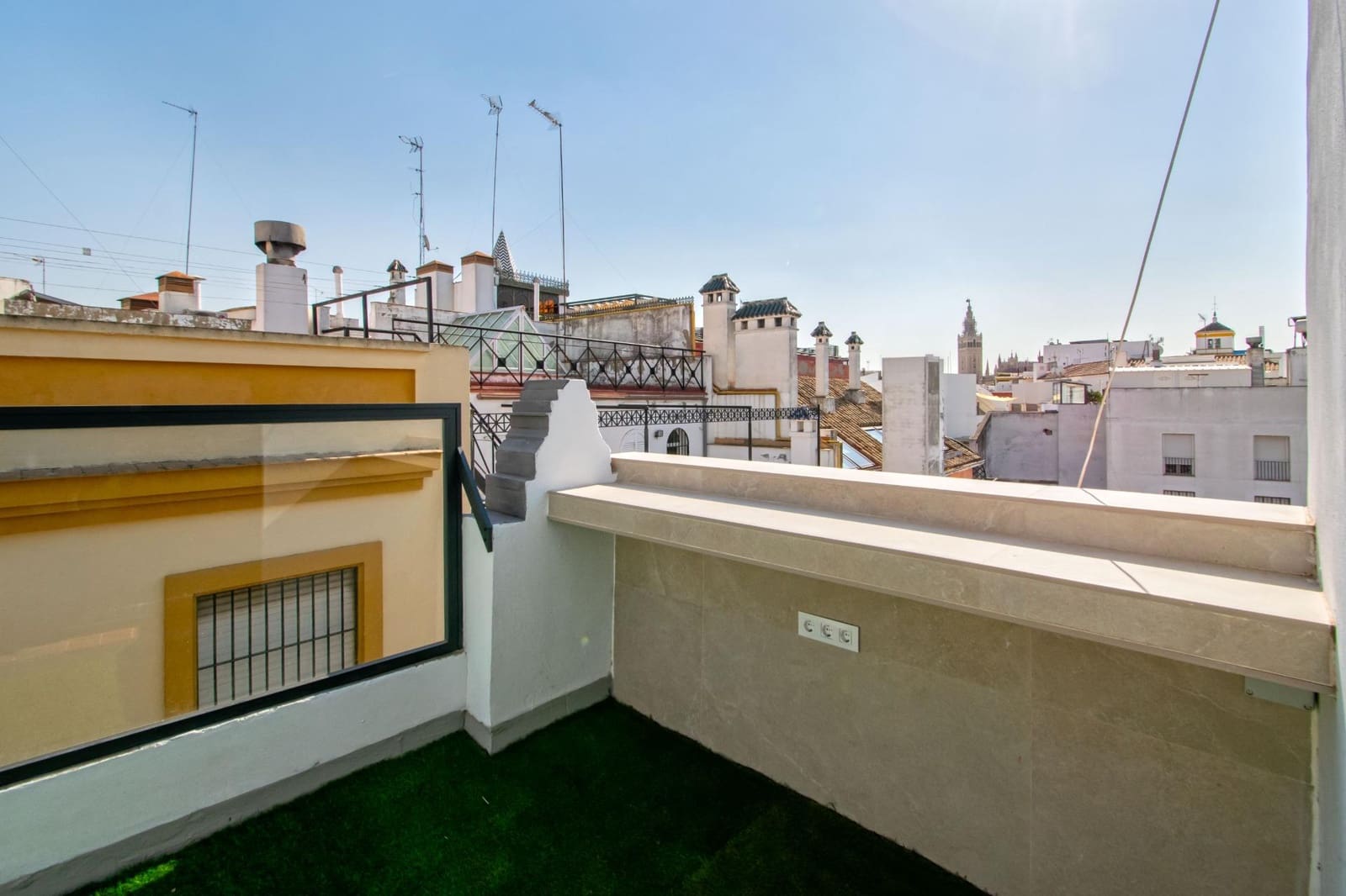 2 Zimmer Penthouse zu verkaufen in Sevilla Stadt - 395.000 € (Ref: 10177295)