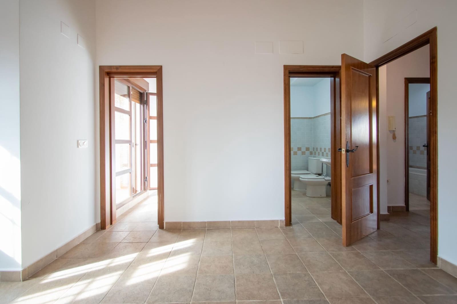 4 sovrum Semi-fristående Villa till salu i Burguillos med pool garage - 180 000 € (Ref: 10177296)
