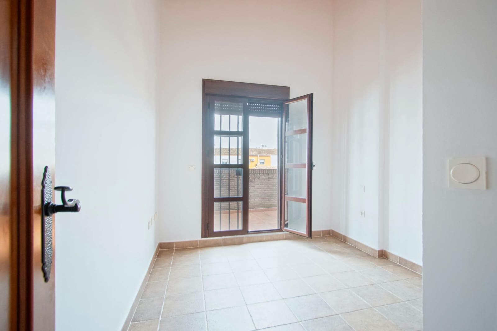 4 sovrum Semi-fristående Villa till salu i Burguillos med pool garage - 180 000 € (Ref: 10177296)