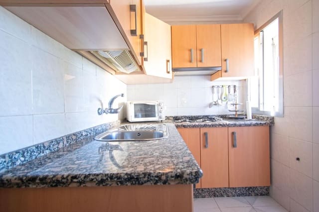 Piso de 4 habitaciones en Rochelambert, Sevilla ciudad en venta - 175.000 € (Ref: 10183008)