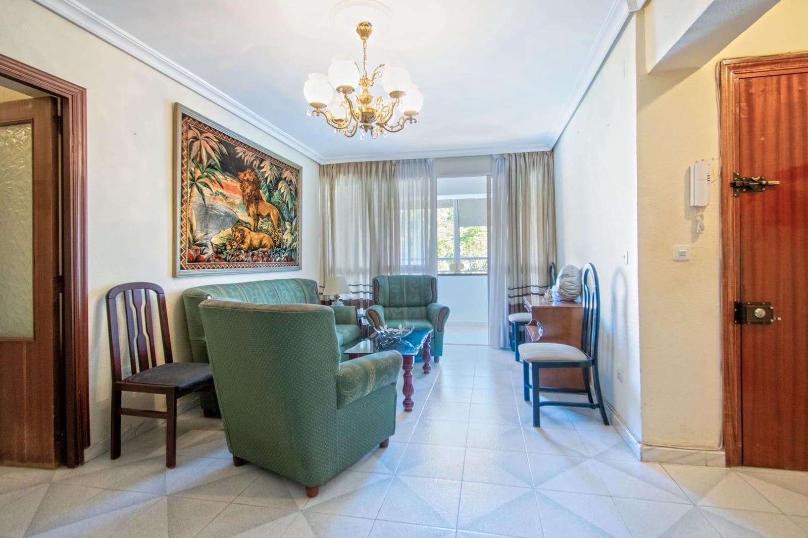 Piso de 4 habitaciones en Sevilla ciudad en venta - 175.000 € (Ref: 10183008)
