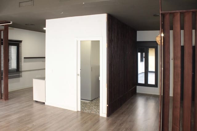 Gewerbe zu vermieten in Sevilla Stadt - 1.600 € (Ref: 10183009)