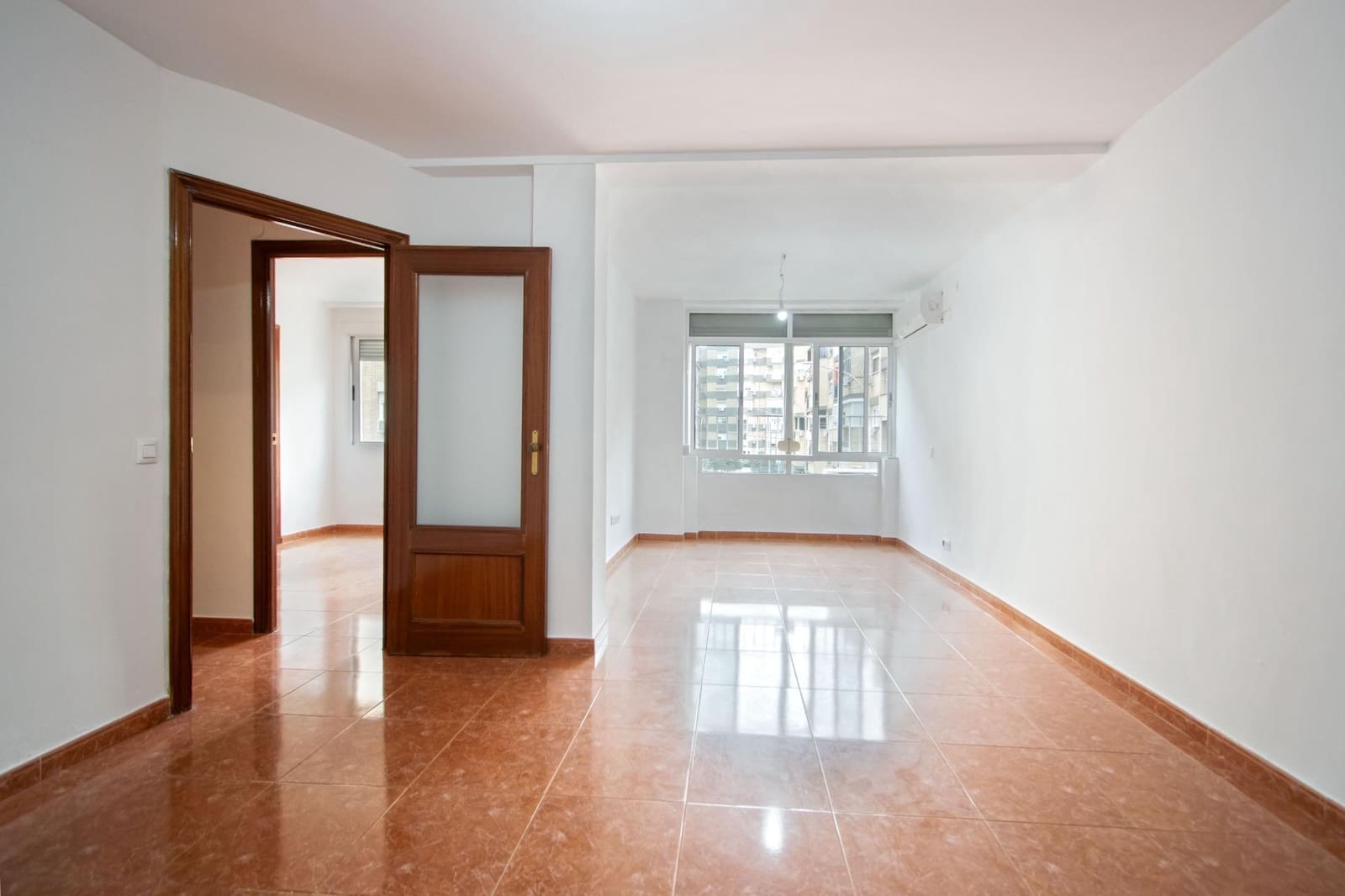 Piso de 3 habitaciones en Sevilla ciudad en venta - 398.000 € (Ref: 10185044)