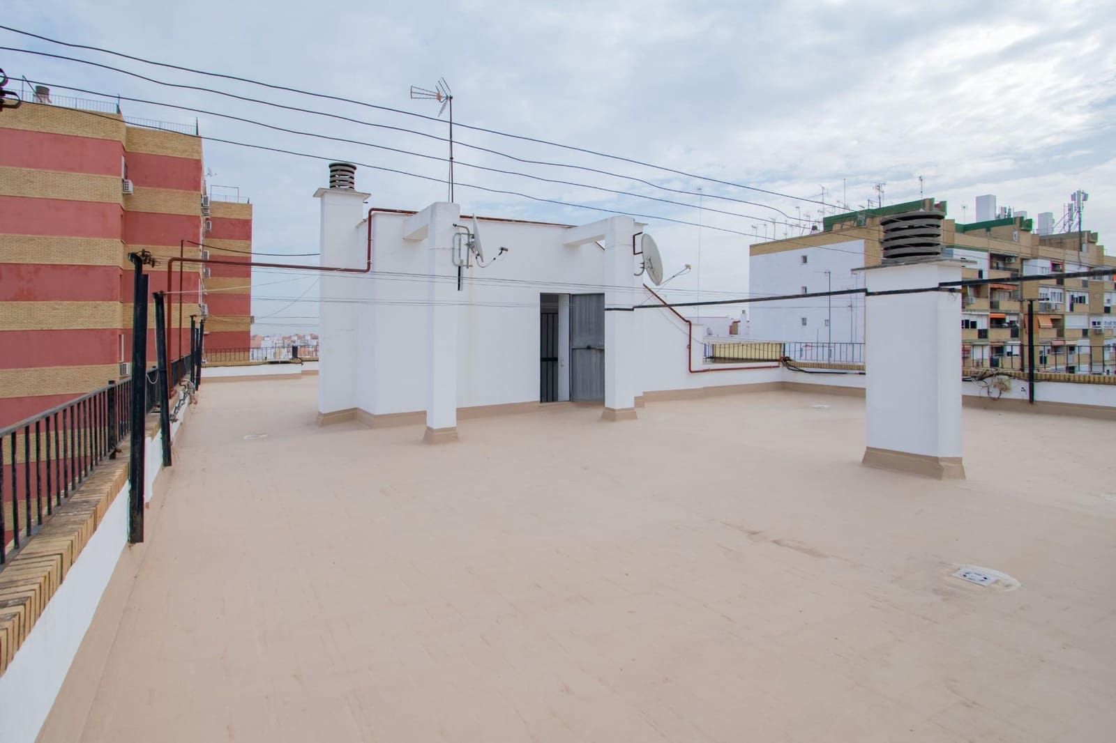 Piso de 3 habitaciones en Sevilla ciudad en venta - 398.000 € (Ref: 10185044)