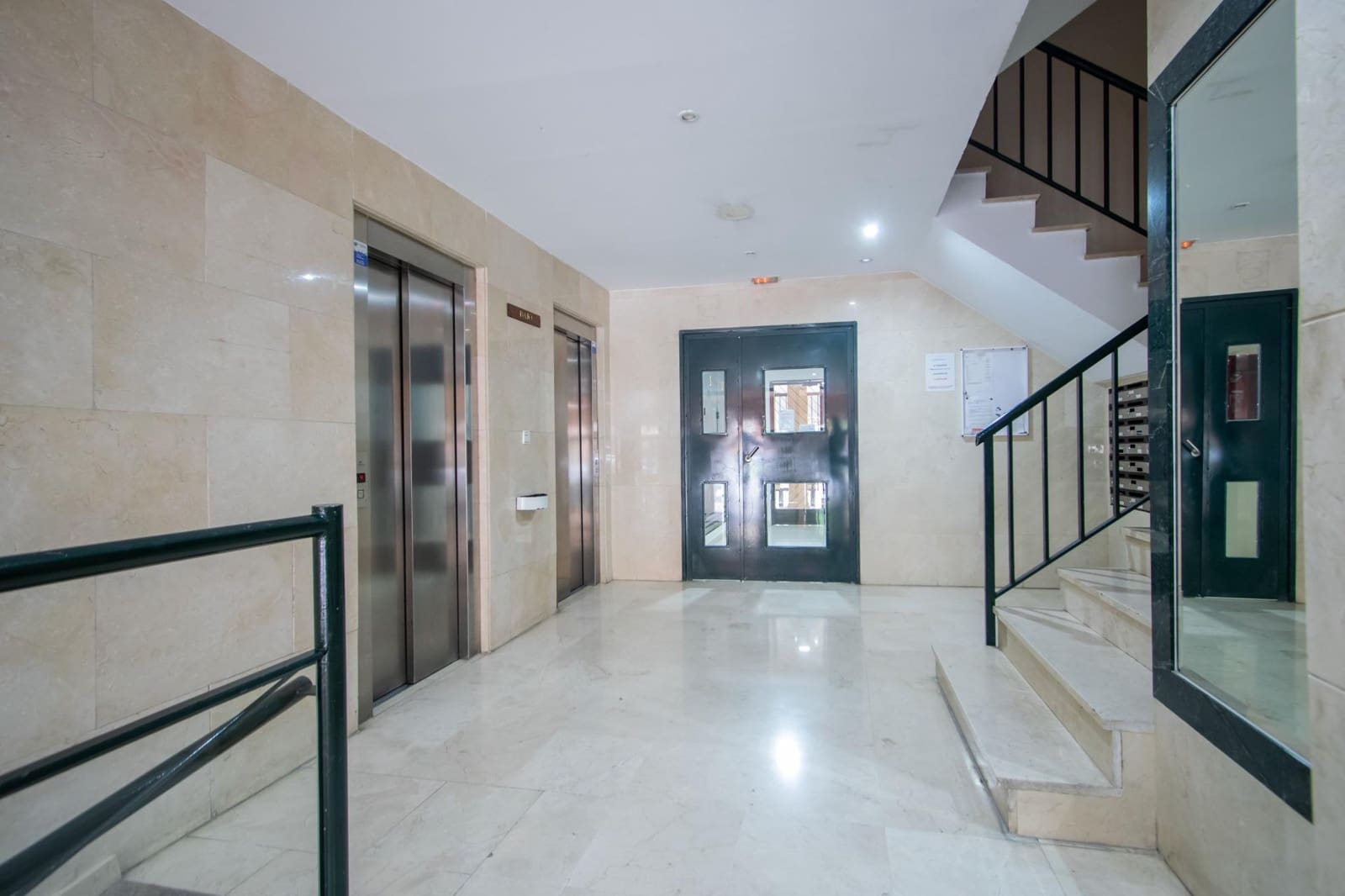 4 chambre Appartement à vendre à Seville ville avec piscine garage - 409 680 € (Ref: 10185046)