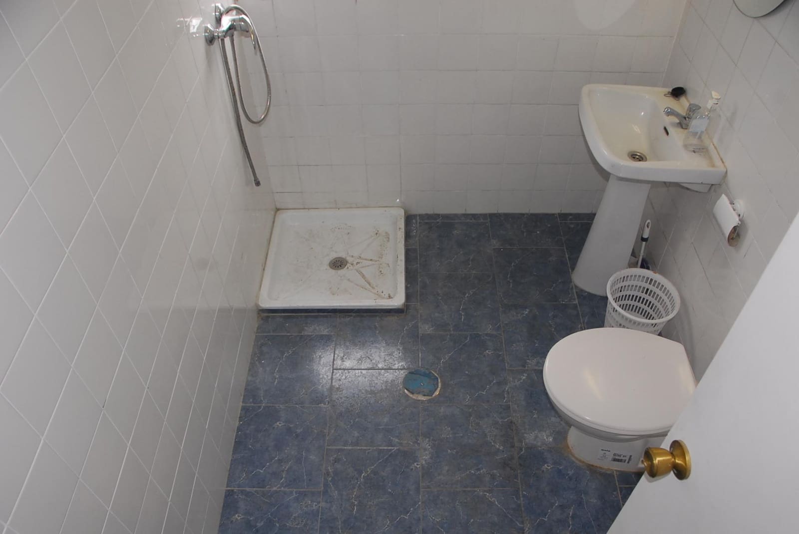 Yritys vuokrattavana paikassa Sevilla kaupunki - 1 400 € (Ref: 10187197)