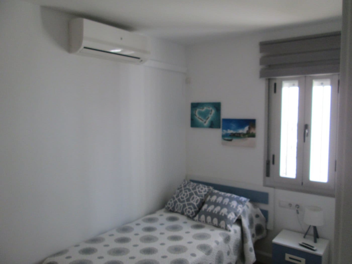 3 sovrum Lägenhet att hyra i Sevilla stad - 1 200 € (Ref: 2898777)