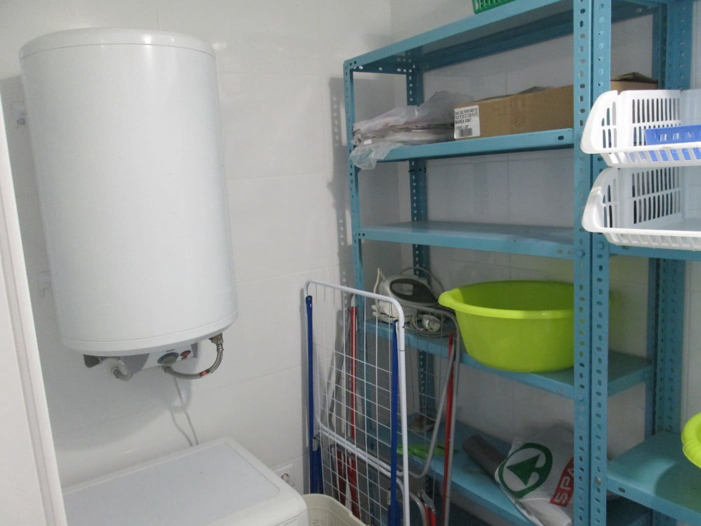 3 sovrum Lägenhet att hyra i Sevilla stad - 1 200 € (Ref: 2898777)