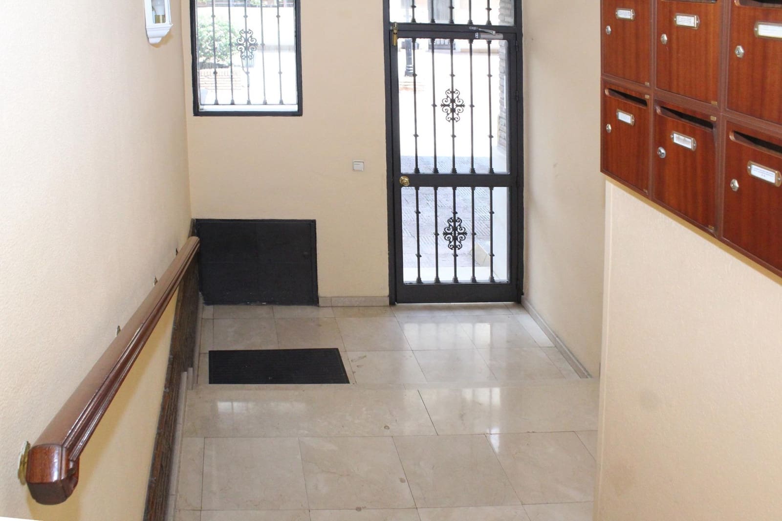 Appartement de 1 chambre à louer à Seville ville - 800 € (Ref: 3028028)