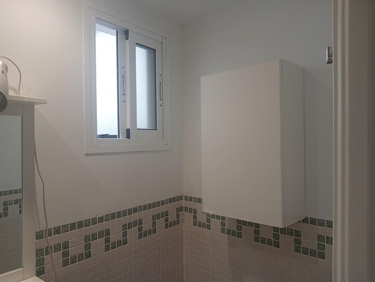 1 slaapkamer Flat te huur in Sevilla stad - € 750 (Ref: 3684118)
