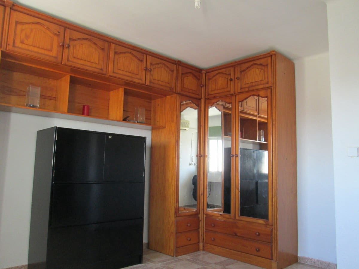 2 bedroom Flat for rent in Camas - € 650 (Ref: 3869250)