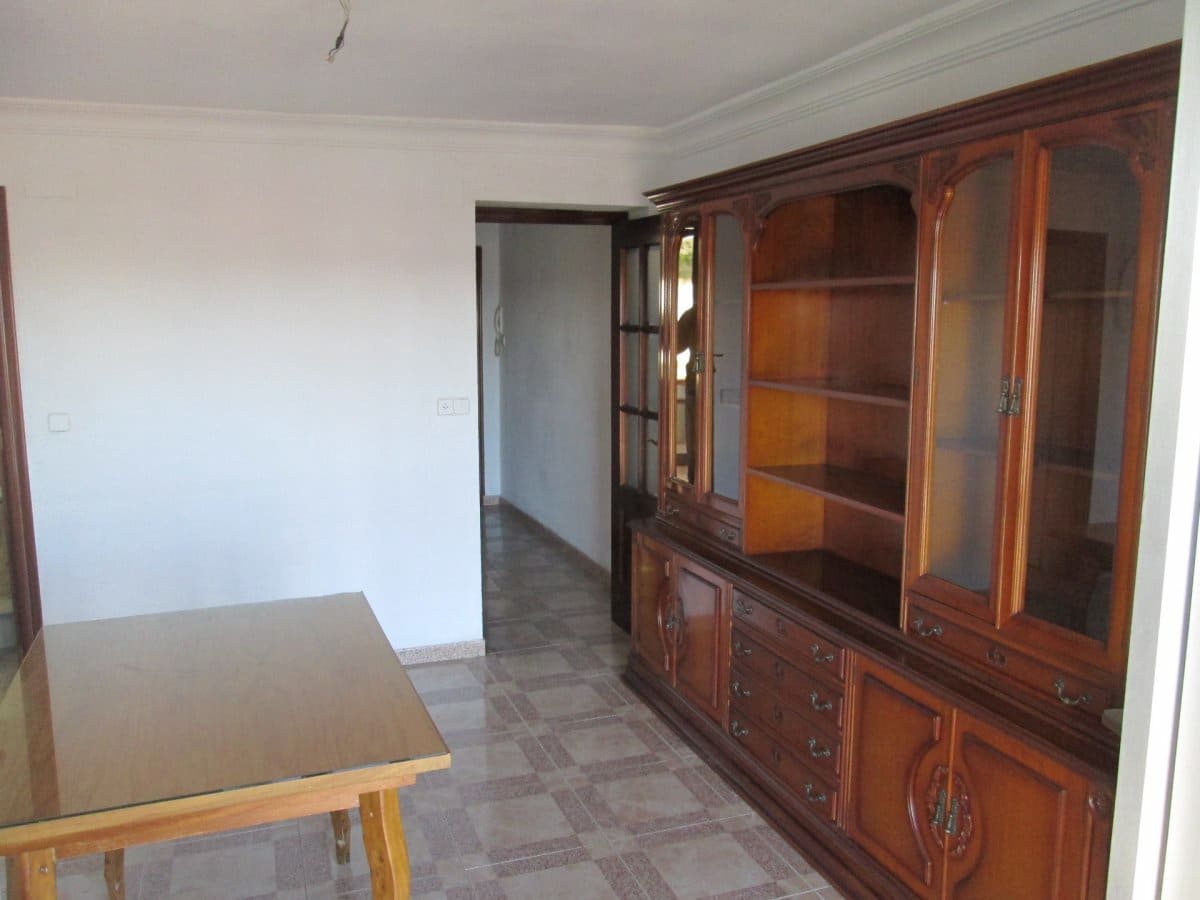 2 bedroom Flat for rent in Camas - € 650 (Ref: 3869250)