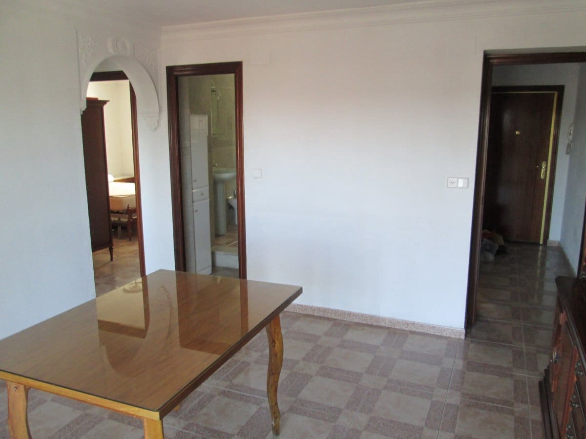 2 bedroom Flat for rent in Camas - € 650 (Ref: 3869250)