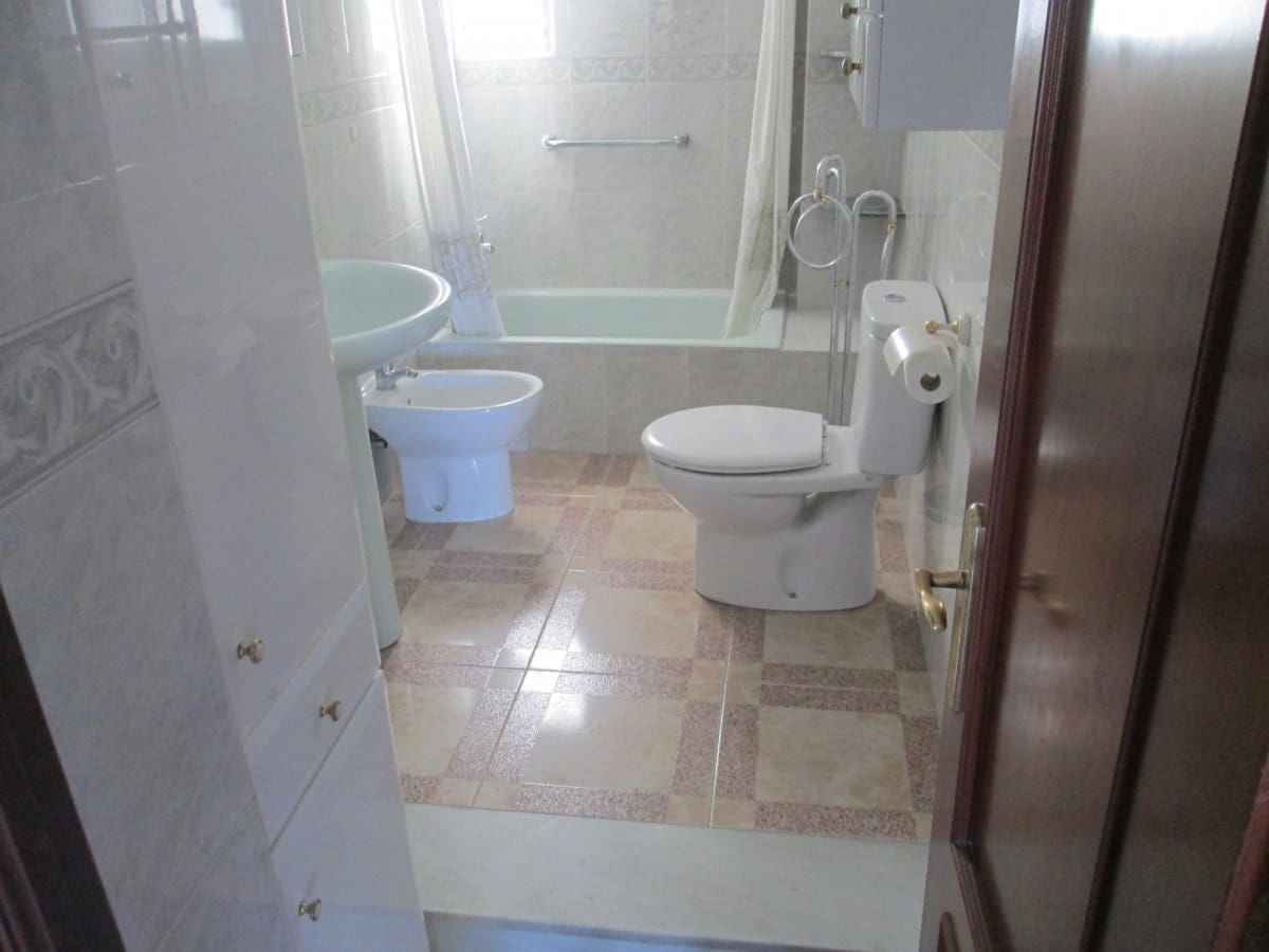 2 bedroom Flat for rent in Camas - € 650 (Ref: 3869250)