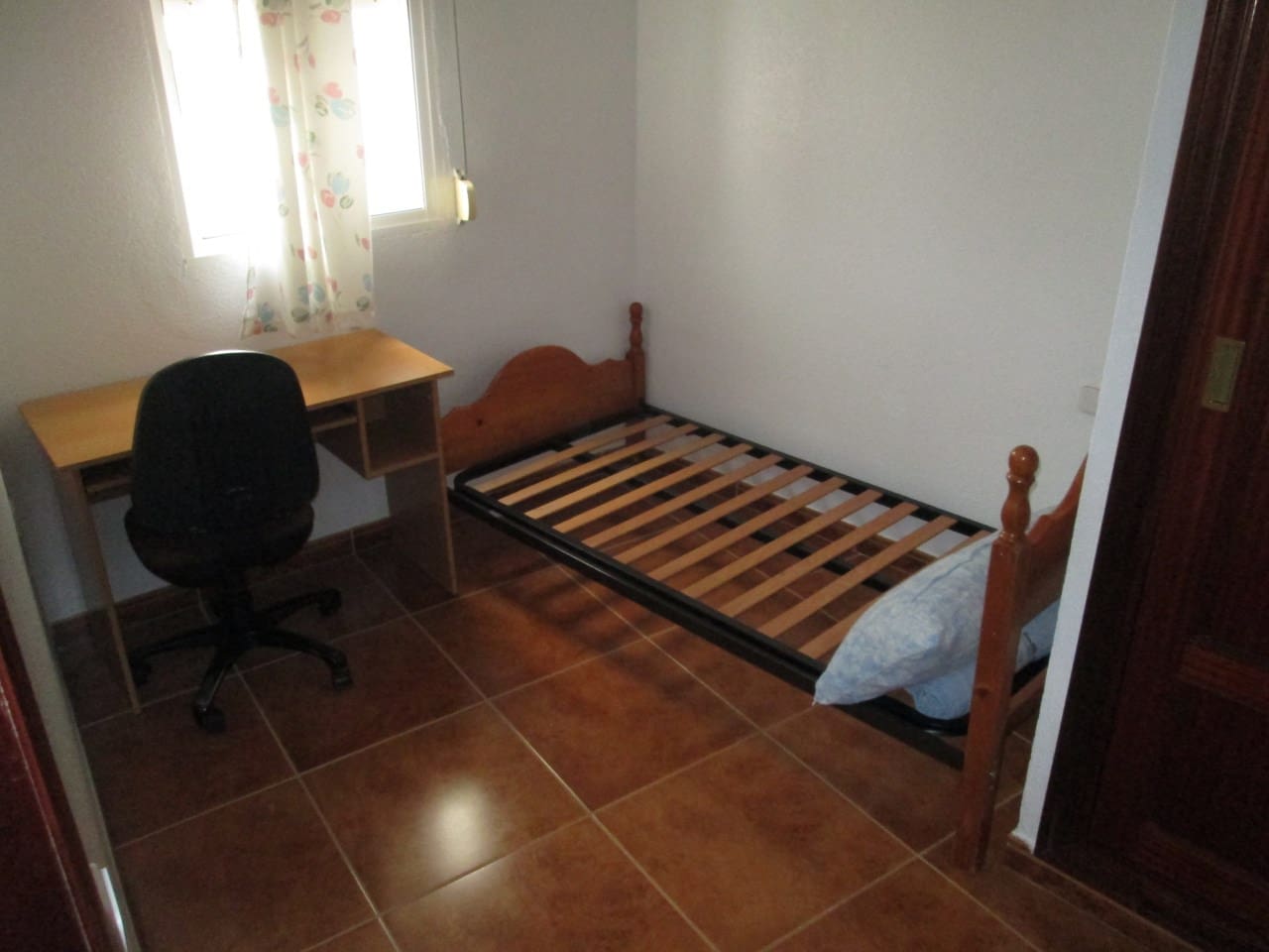 3 soveværelse Lejlighed til leje i Sevilla by - € 1.400 (Ref: 4042257)