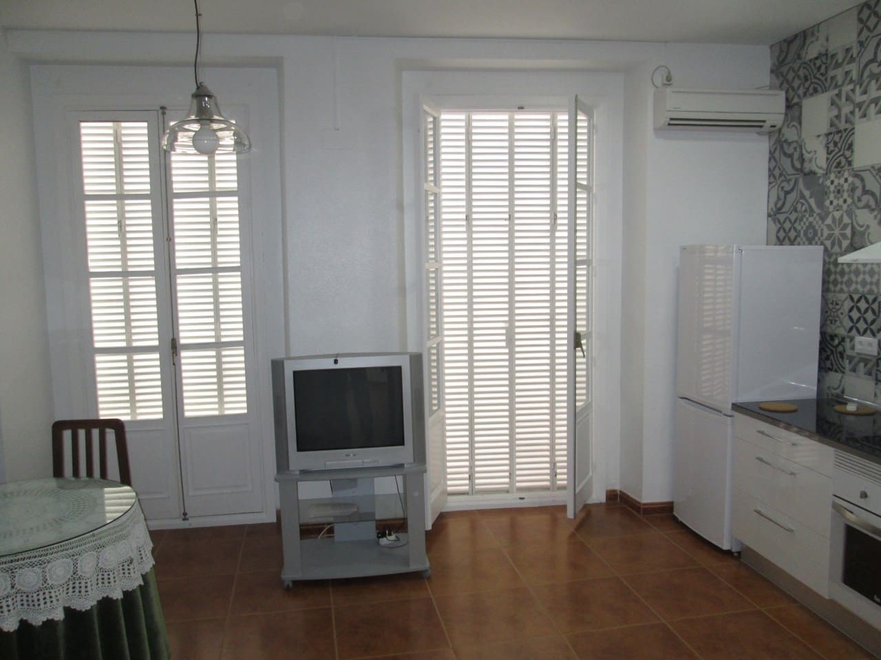 3 soveværelse Lejlighed til leje i Sevilla by - € 1.400 (Ref: 4042257)