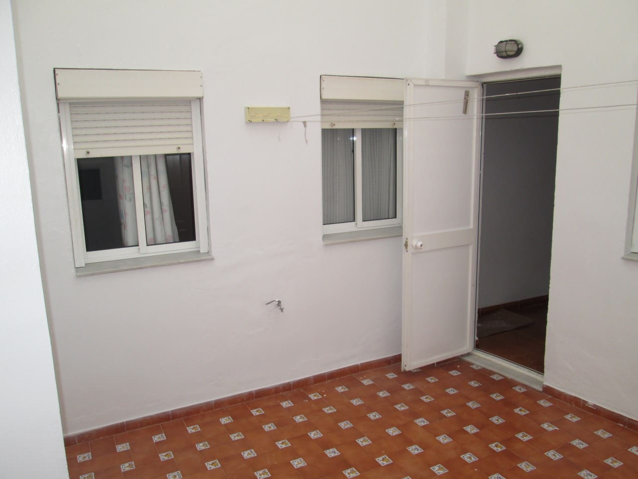 3 soveværelse Lejlighed til leje i Sevilla by - € 1.400 (Ref: 4042257)