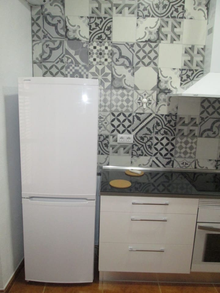 3 soveværelse Lejlighed til leje i Sevilla by - € 1.400 (Ref: 4042257)