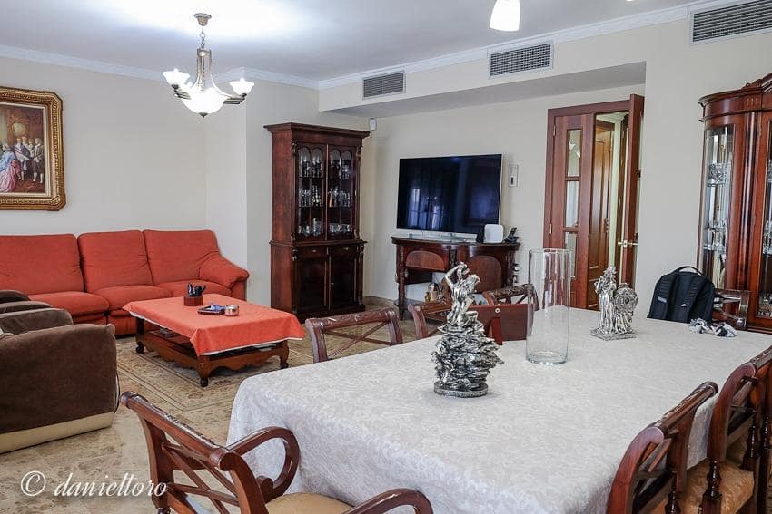 Appartement de 4 chambres à louer à Seville ville avec garage - 2 500 € (Ref: 4511501)