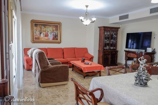 4 soveværelse Lejlighed til leje i Sevilla by med garage - € 2.500 (Ref: 4511501)