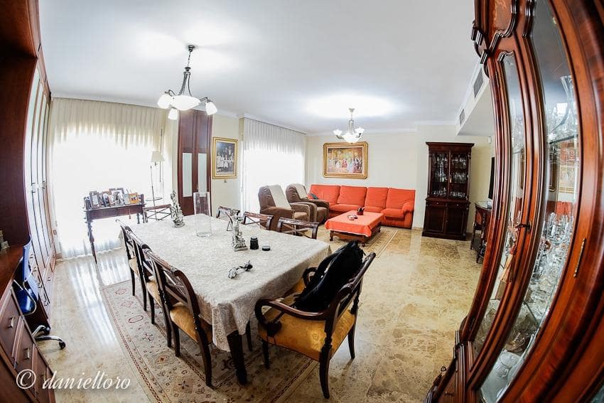 Appartement de 4 chambres à louer à Seville ville avec garage - 2 500 € (Ref: 4511501)