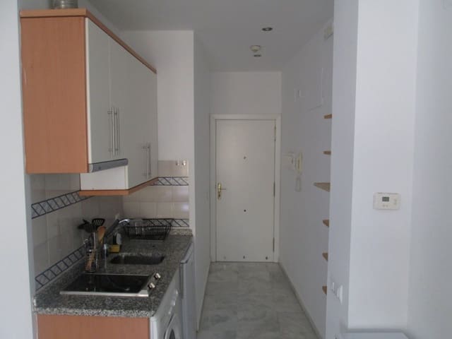 Yksiö vuokrattavana paikassa Feria, Sevilla kaupunki - 650 € (Ref: 4823114)