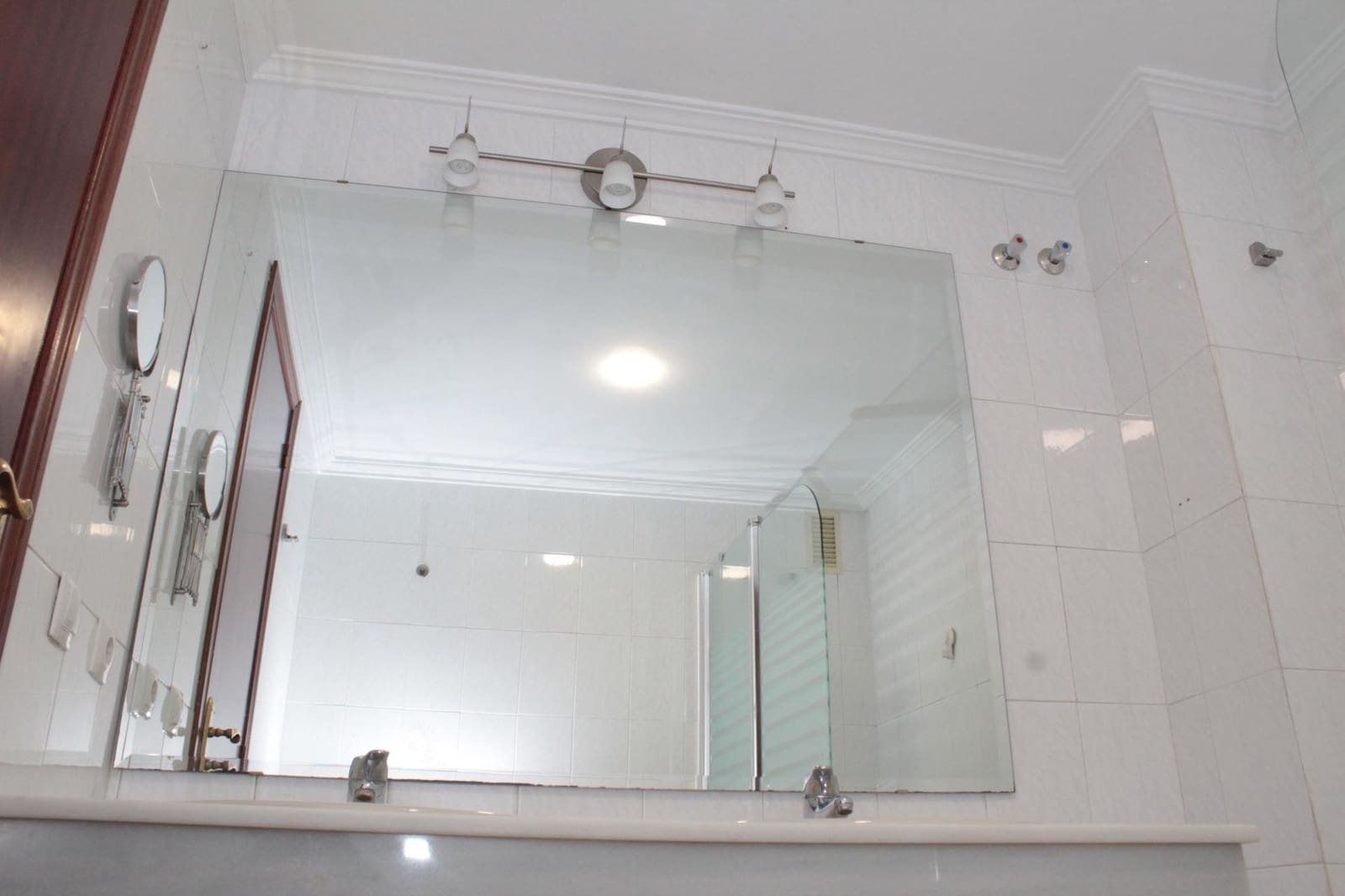 4 soverom Leilighet til leie i Sevilla by med garasje - € 1 350 (Ref: 5010861)