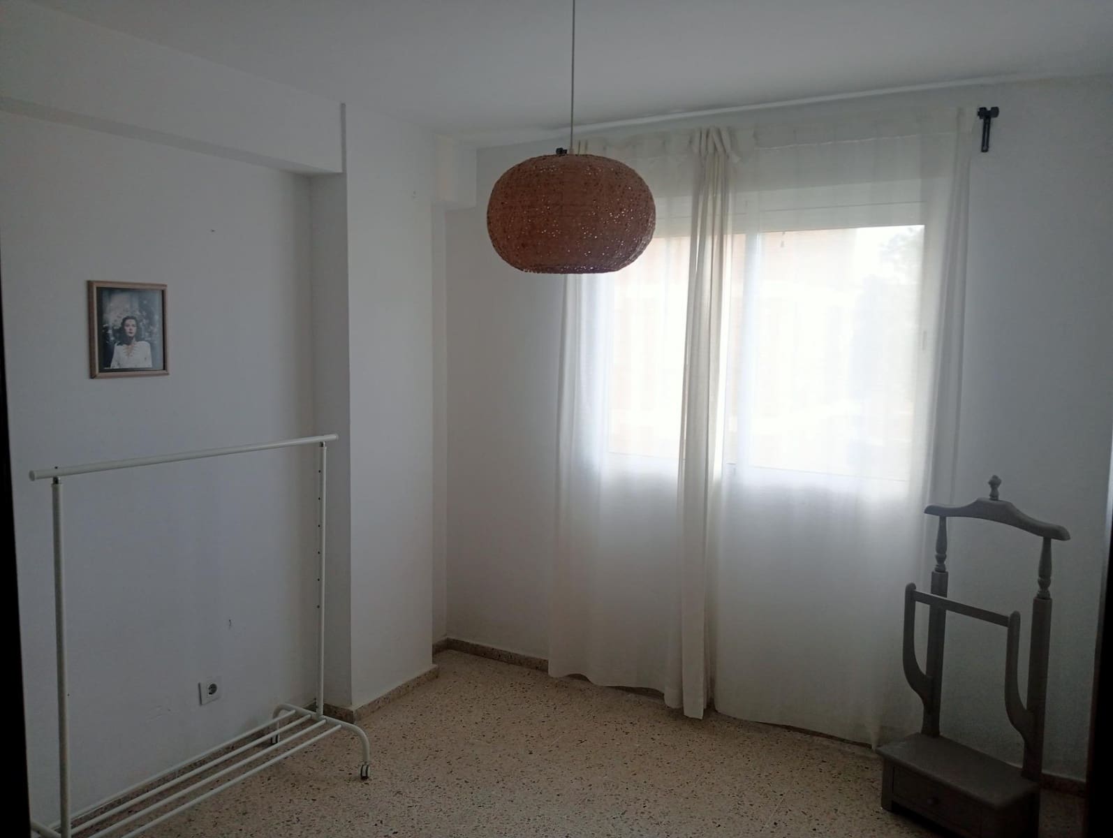 3 sypialnia Mieszkanie do wynajęcia w Miasto Sewilla - 900 € (Ref: 5564843)