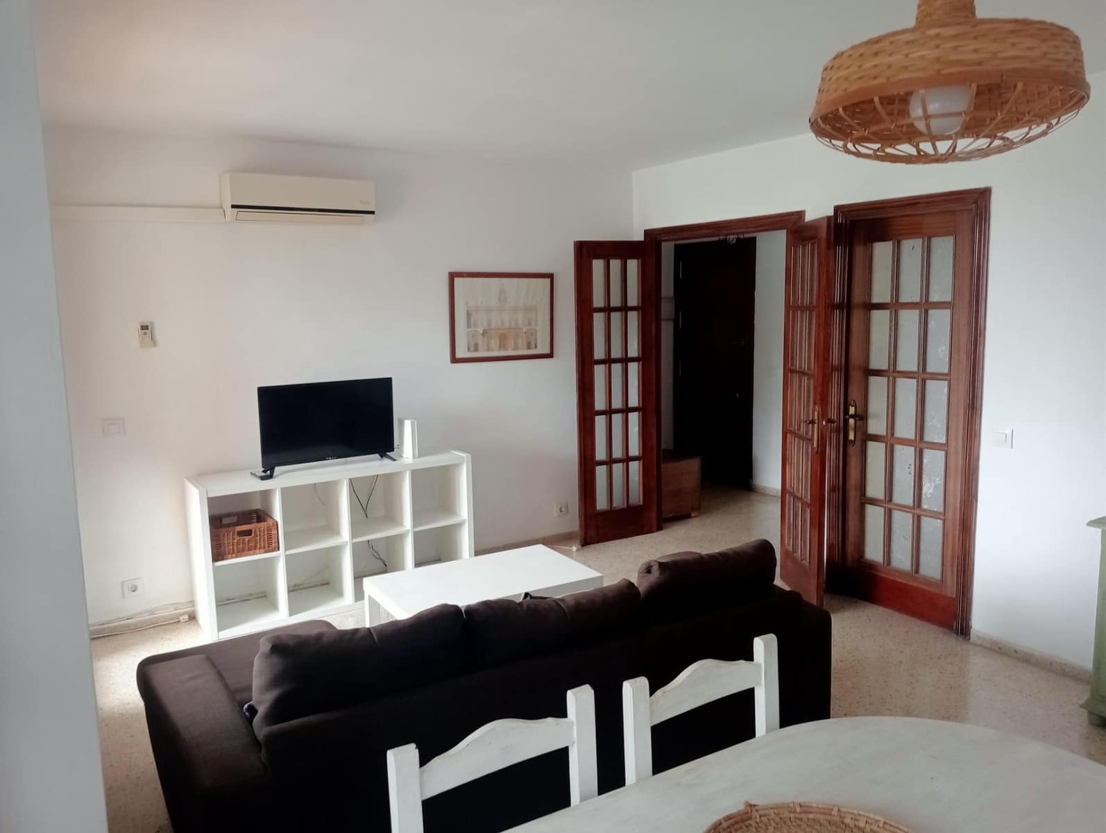 3 sypialnia Mieszkanie do wynajęcia w Miasto Sewilla - 900 € (Ref: 5564843)