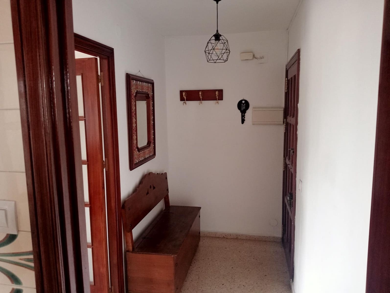 3 sypialnia Mieszkanie do wynajęcia w Miasto Sewilla - 900 € (Ref: 5564843)