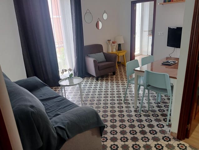 2 soveværelse Lejlighed til leje i Sevilla by - € 1.300 (Ref: 6174606)