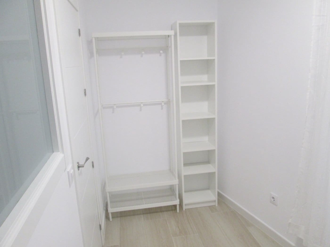 2 sovrum Lägenhet att hyra i Sevilla stad - 800 € (Ref: 6174631)