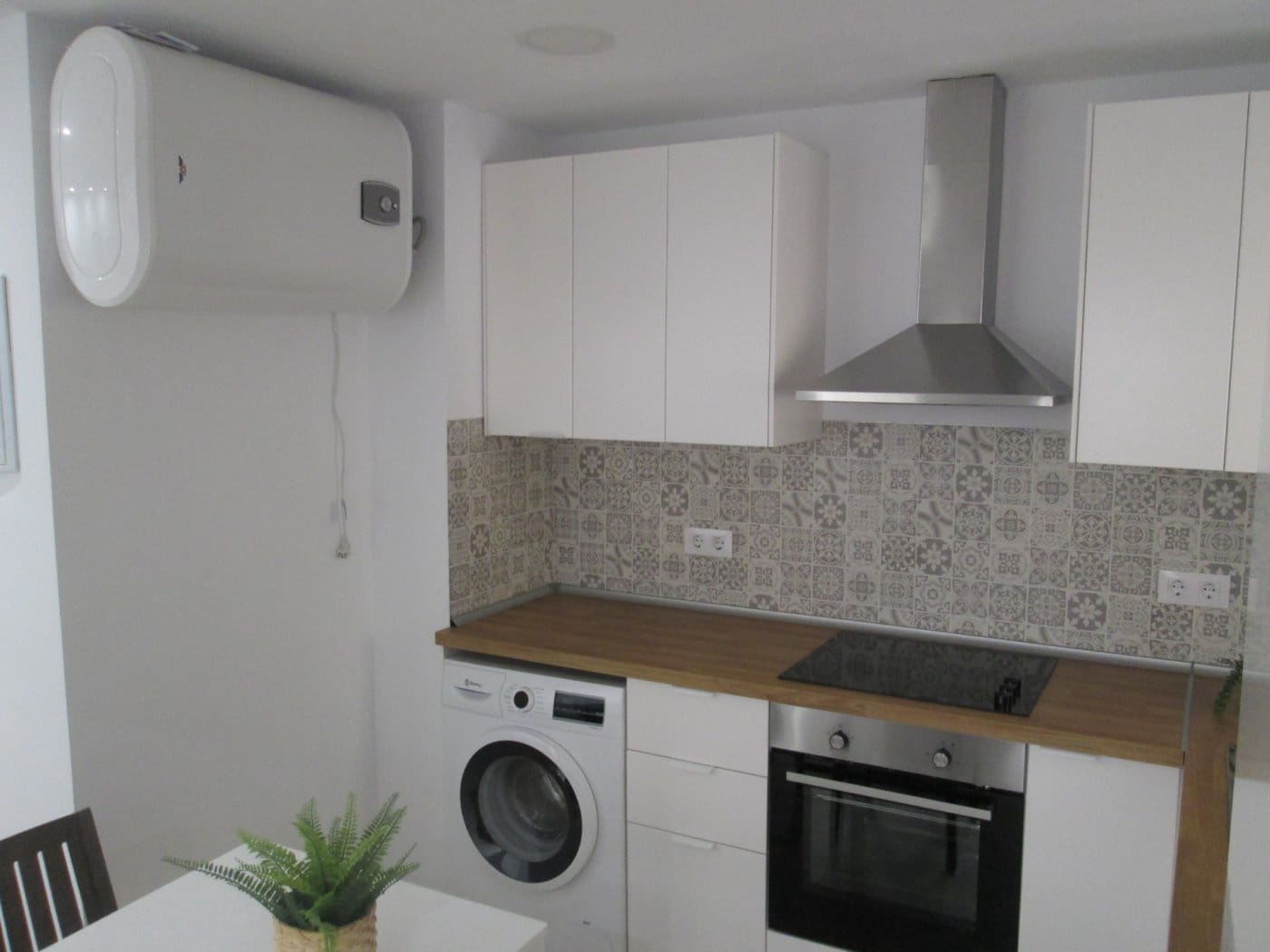 2 sovrum Lägenhet att hyra i Sevilla stad - 800 € (Ref: 6174631)