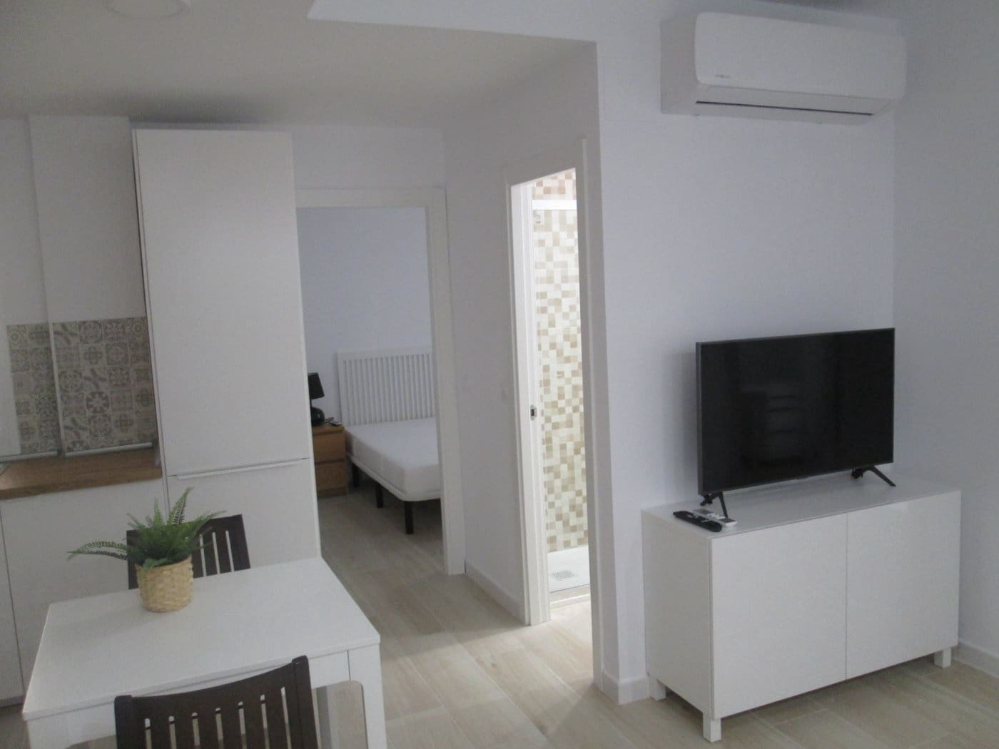 2 sovrum Lägenhet att hyra i Sevilla stad - 800 € (Ref: 6174631)