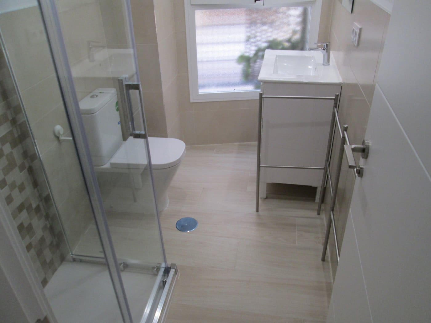 2 sovrum Lägenhet att hyra i Sevilla stad - 800 € (Ref: 6174631)