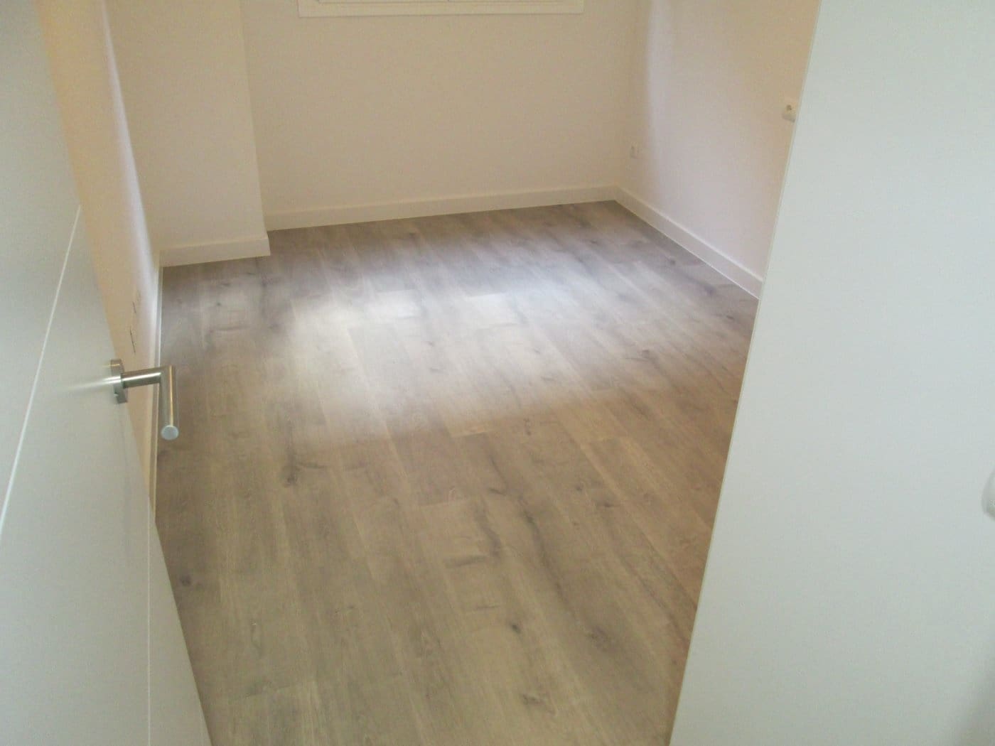 3 sovrum Lägenhet att hyra i Sevilla stad med pool garage - 1 150 € (Ref: 6491313)