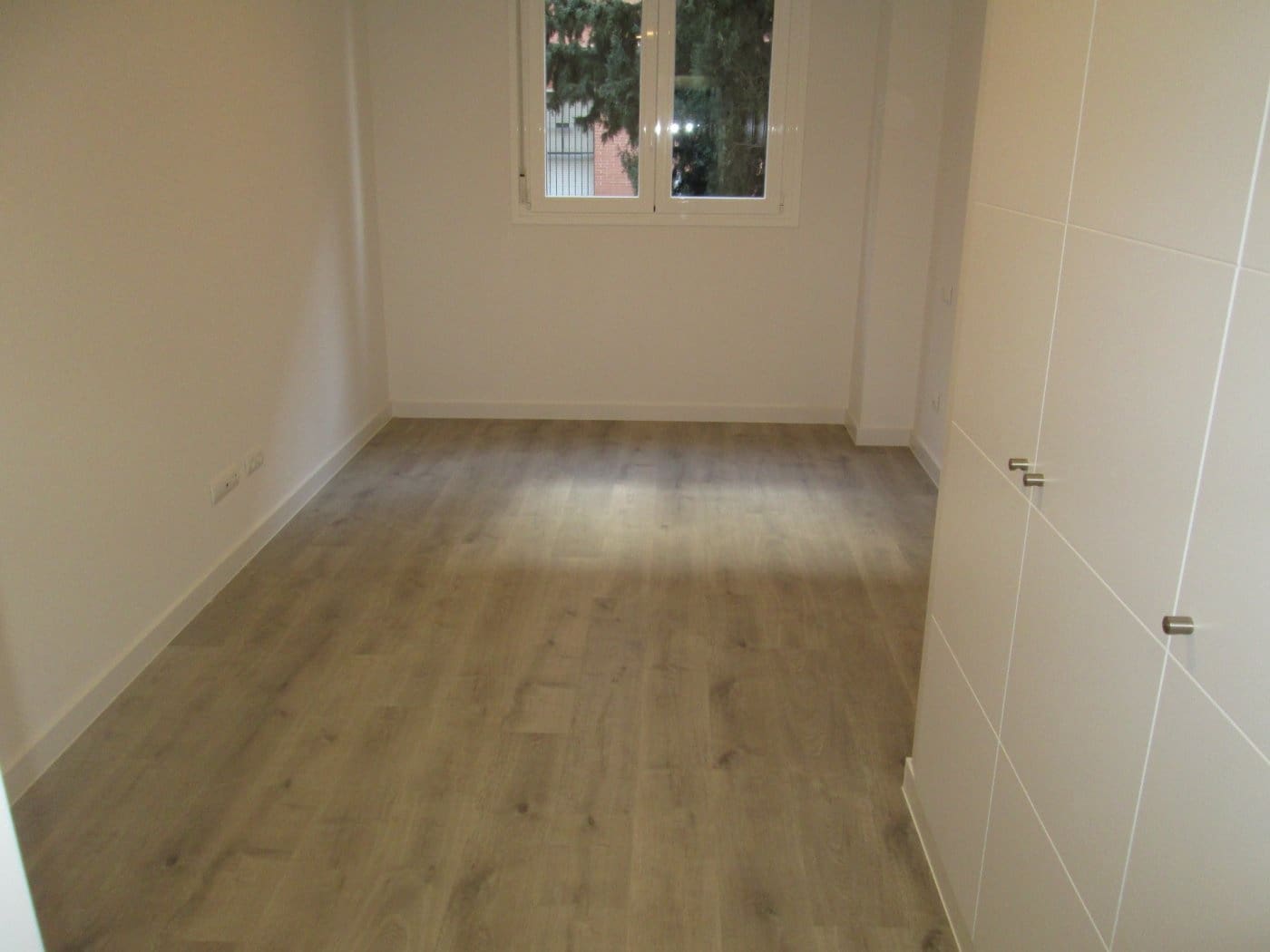 3 sovrum Lägenhet att hyra i Sevilla stad med pool garage - 1 150 € (Ref: 6491313)