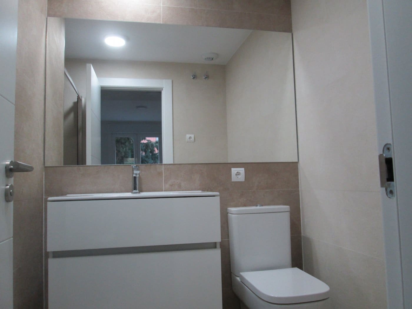 3 sovrum Lägenhet att hyra i Sevilla stad med pool garage - 1 150 € (Ref: 6491313)