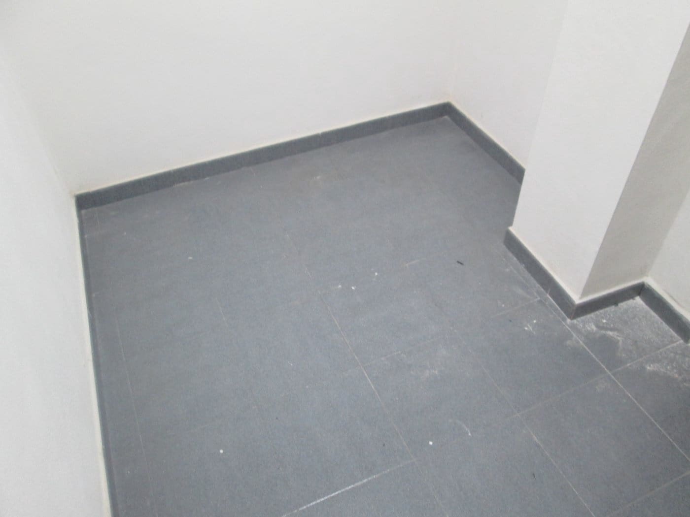 3 sovrum Lägenhet att hyra i Sevilla stad med pool garage - 1 150 € (Ref: 6491313)