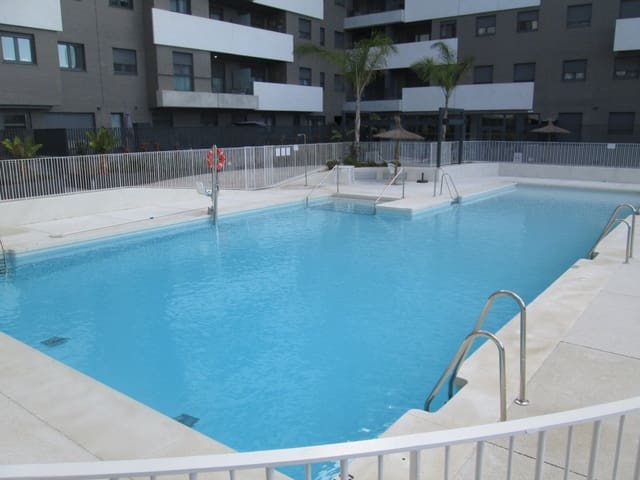 3 sovrum Lägenhet att hyra i Sevilla stad med pool garage - 1 150 € (Ref: 6491313)