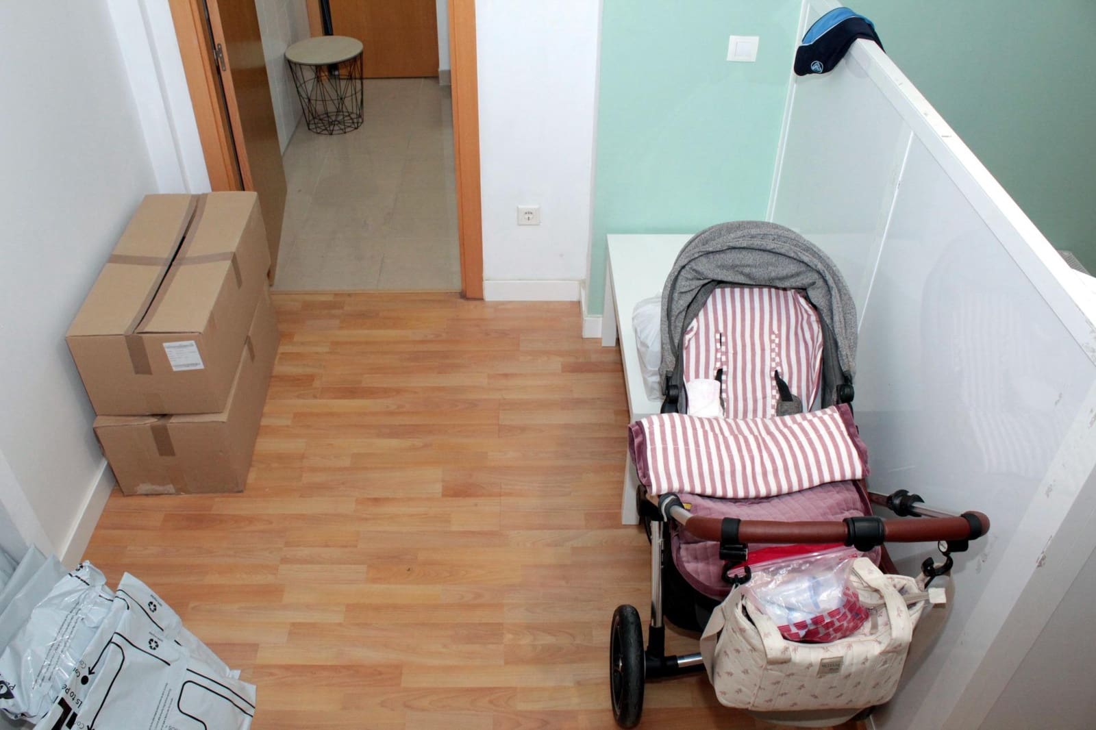 Commercial for rent in Seville city - € 1,600 (Ref: 7427368)