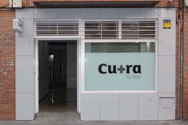 Comercial para arrendar em Nervión, Sevilha cidade - 1 600 € (Ref: 7427368)