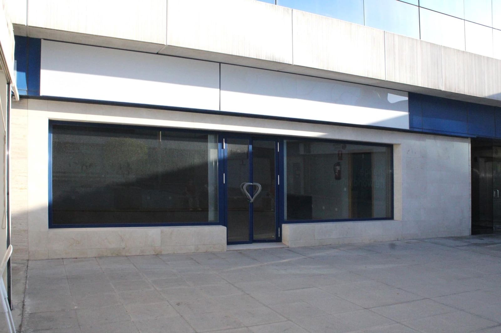 Kommersiell til leie i Sevilla by - € 595 (Ref: 7686495)