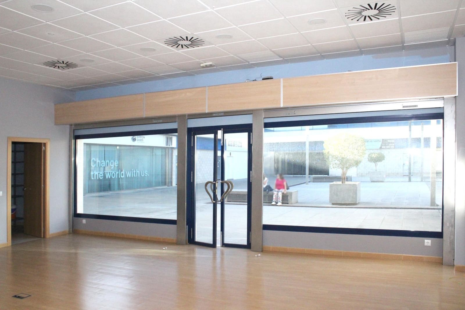 Kommersiell til leie i Sevilla by - € 595 (Ref: 7686495)