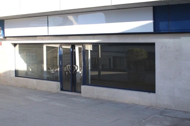 Erhverv til leje i Sevilla by - € 595 (Ref: 7686495)