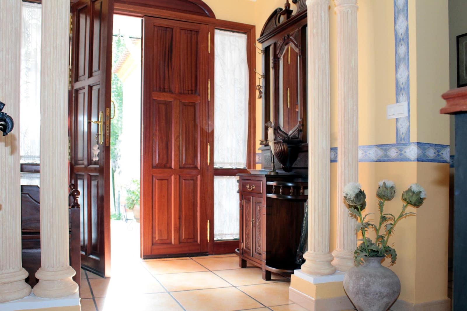 6 soveværelse Villa til salg i Cazalla de la Sierra med swimmingpool - € 860.000 (Ref: 7824345)